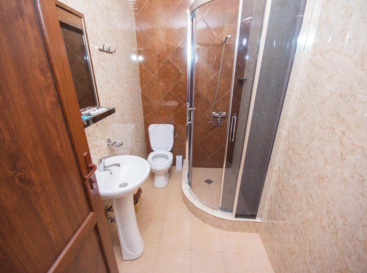 Hotel Elegant 2 Tbilisi Exteriör bild