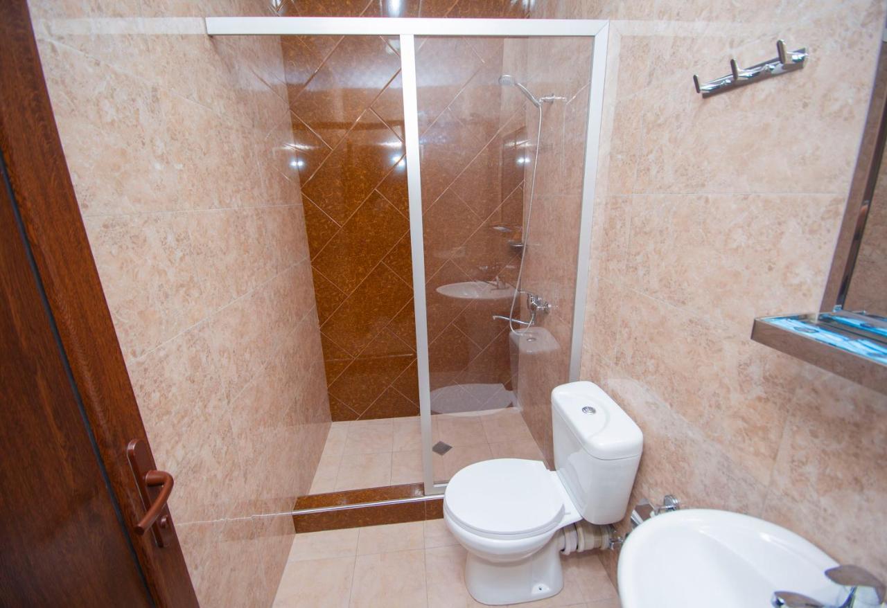 Hotel Elegant 2 Tbilisi Exteriör bild