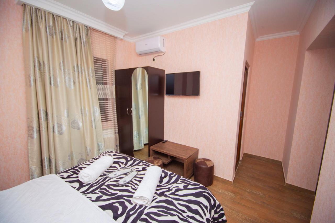Hotel Elegant 2 Tbilisi Exteriör bild